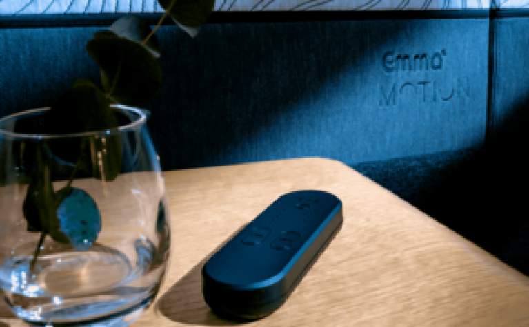 télécommande du matelas connecté Emma motion