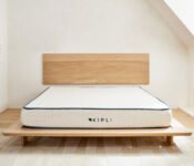 Lit sommier plateforme bois massif Livia de la marque Kipli